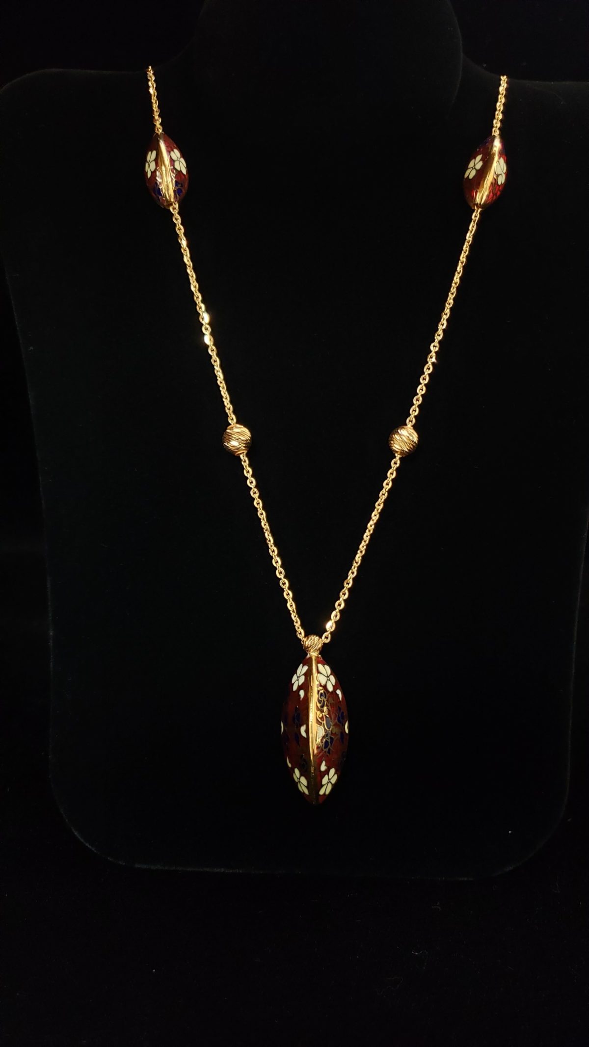 Leenas-Gold-Necklace-Set