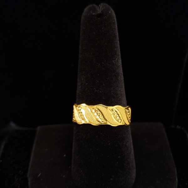 Leenas-Gold-Rings