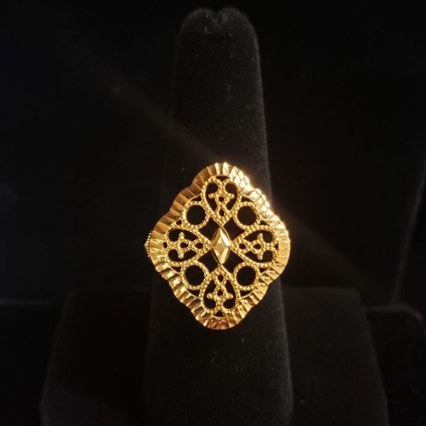 Leenas-Gold-rings