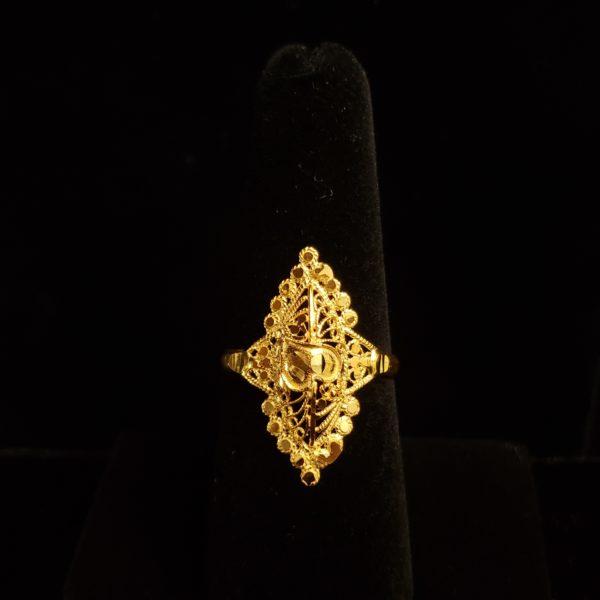 Leenas-Gold-rings