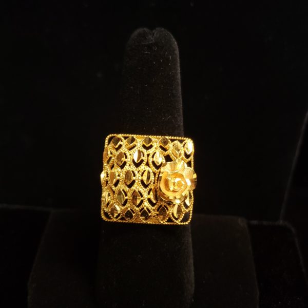 Leenas-Gold-rings