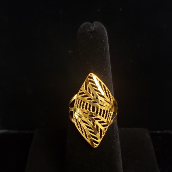 Leenas-Gold-ring
