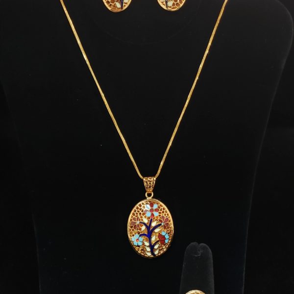 Leena's-Gold-Necklace-set