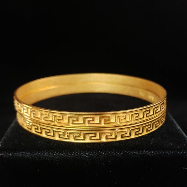 Leena's-Gold-Bangles