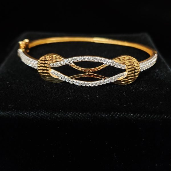 Leena's-Gold-Bangle