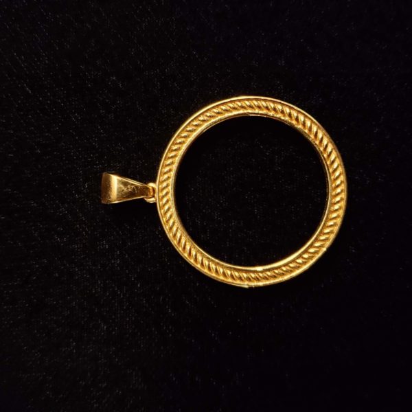 Leena's-Gold-Pendant