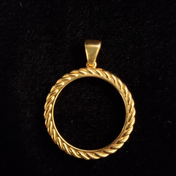 Leena's-Gold-Pendant