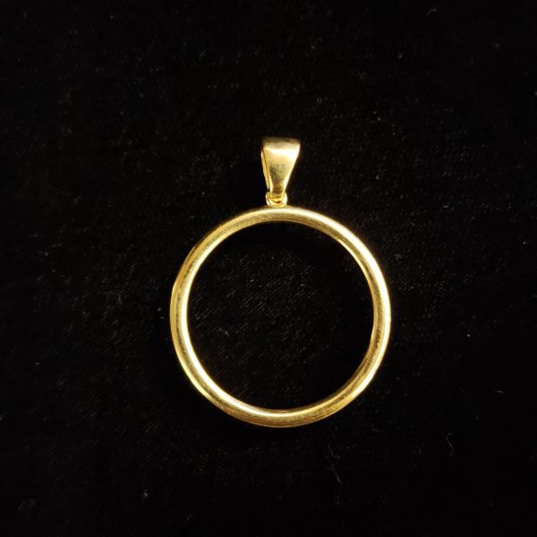 Leena's-Gold-Pendant