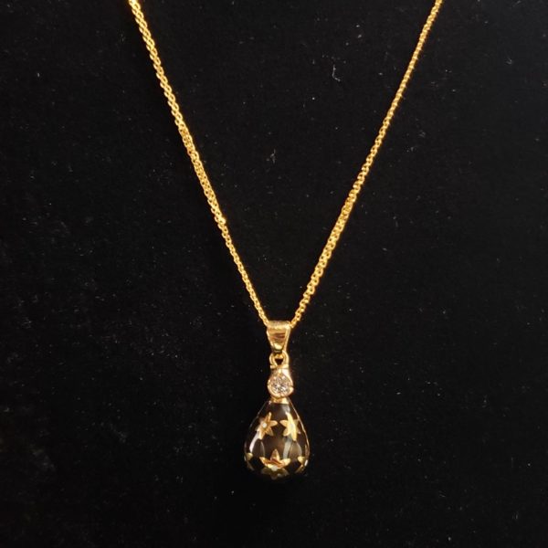 Leena's-Gold-Chain-Pendant